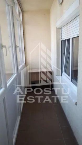 Apartament cu 3 camere, Soarelui, Mobilat, Centrala