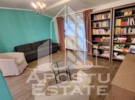 Apartament cu 3 camere,Lipovei,mansarda