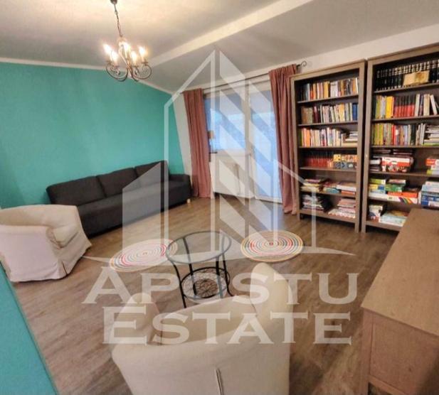 Apartament cu 3 camere,Lipovei,mansarda