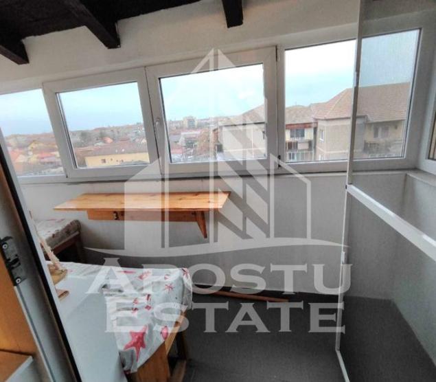 Apartament cu 3 camere,Lipovei,mansarda