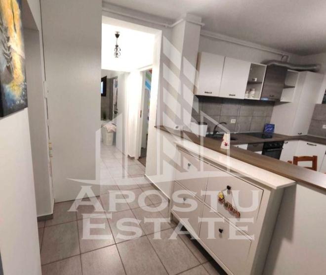 Apartament cu 3 camere,Lipovei,mansarda