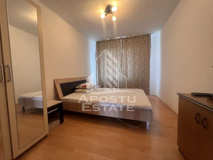 Apartament cu 2 camere, central