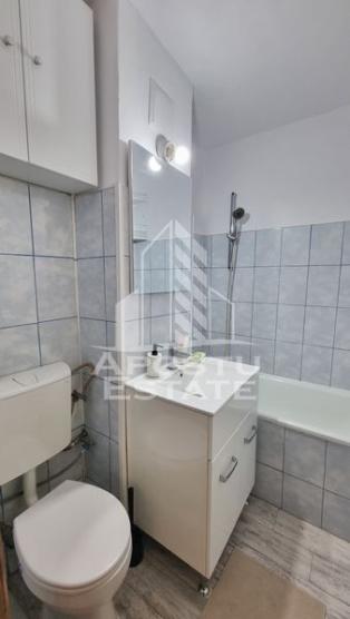 Apartament 2 camere, bloc anvelopat, zona Gheorghe Lazar