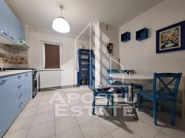 Apartament cu 2 camere, 65 mp utili, Confectii