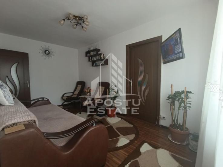 Apartament 2 camere, izolat interior, etaj 3, mobilat&utilat, Sagului.