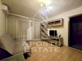 Apartament cu 2 camere, etaj intermediar, zona Bucovina