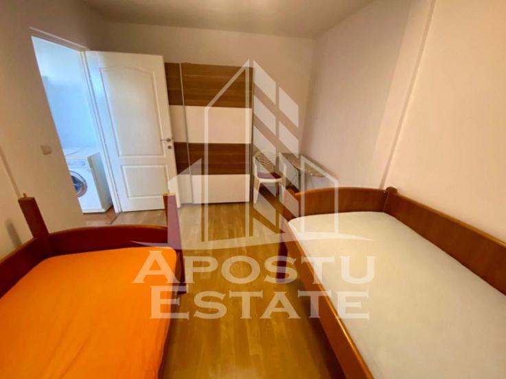 Apartament 2 camere, centrala proprie, Girocului