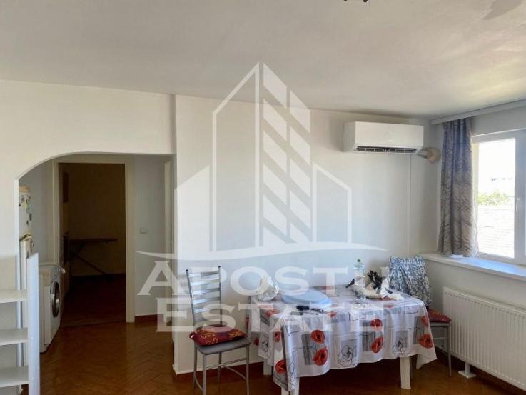 Apartament 2 camere, centrala proprie, Girocului