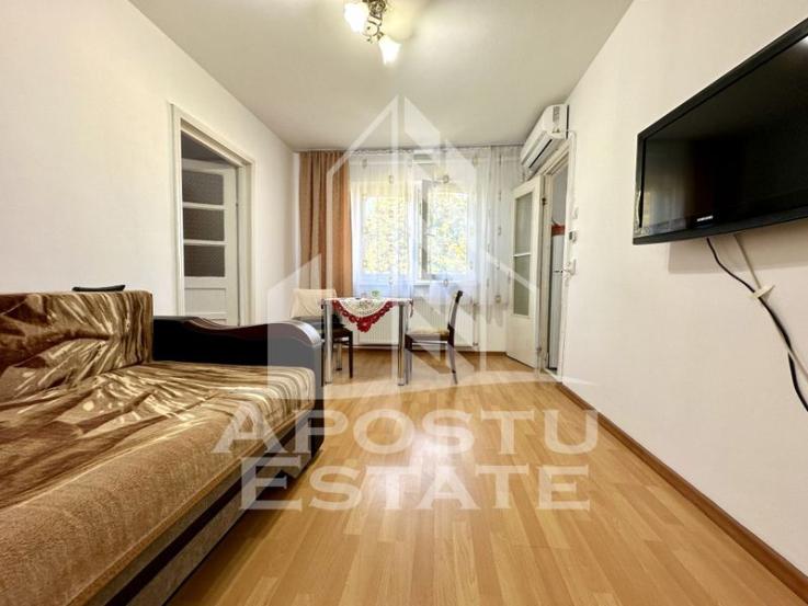 Apartament 2 camere, mobilat, zona Sagului