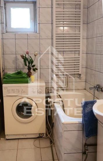 Inchiriez apartament cu 2 camere zona UTA