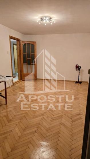 Apartament 3 camere, centrala proprie si clima, Lipovei