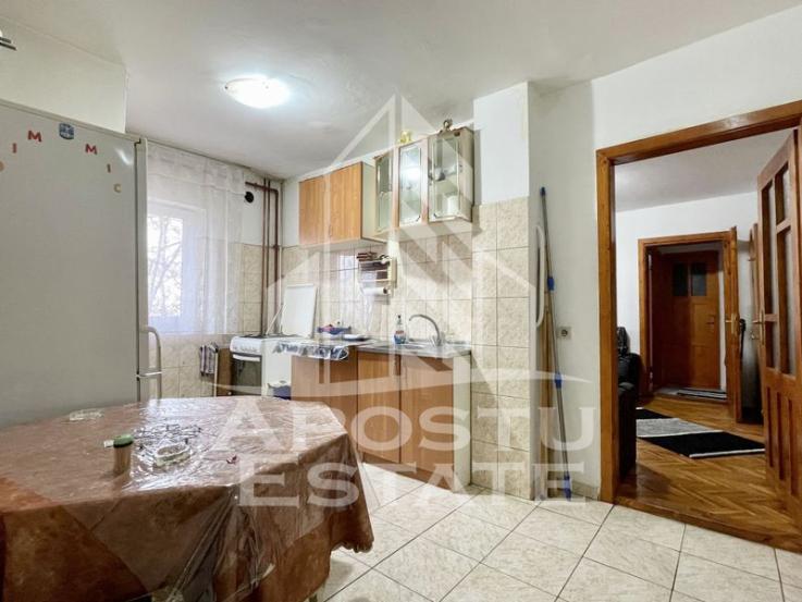 Apartament cu 2 camere la etajul al doilea, Lipovei