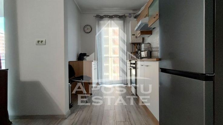 Apartament cu 3 camere, living open space, Adora Park