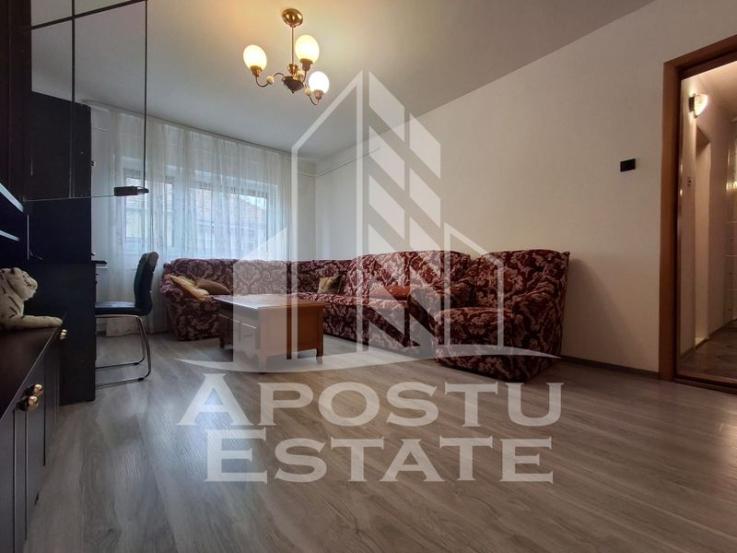 Apartament 2 camere decomadat cu 0% comision