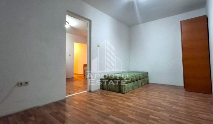 Apartament 2 camere semidecomandat in zona Fortuna