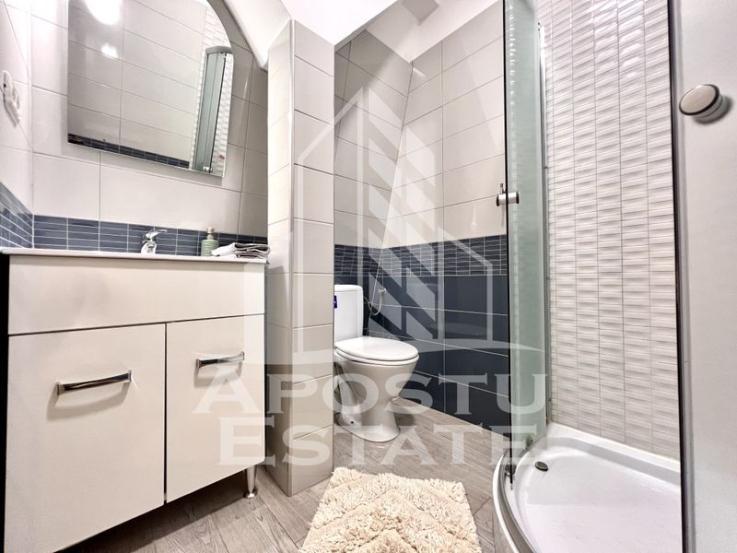 Apartament 3 camere, 3 bai, cu loc de parcare, Torontalului