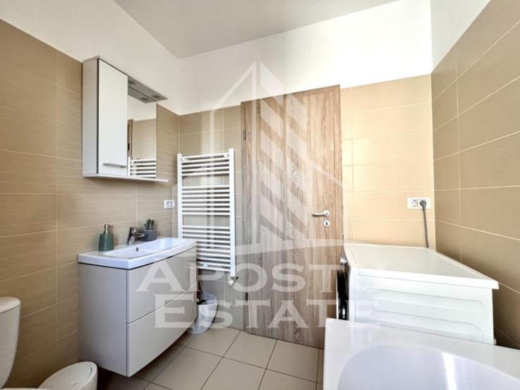 Apartament 3 camere, 3 bai, cu loc de parcare, Torontalului