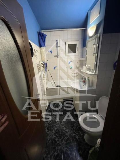 Apartament cu 2 camere, etaj intermediar, zona Soarelui