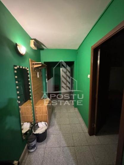 Apartament cu 2 camere, etaj intermediar, zona Soarelui