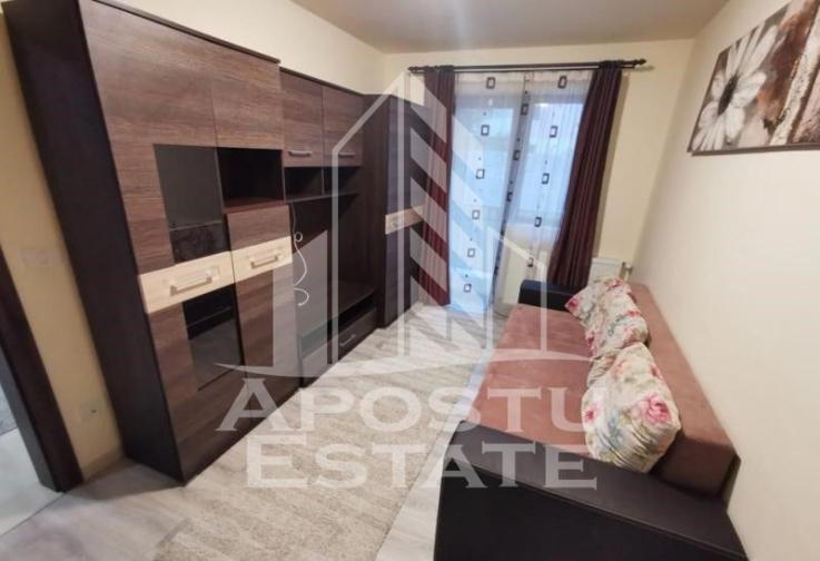 Apartament la prima inchirere, 2 camere,  loc de parcare, Aradului