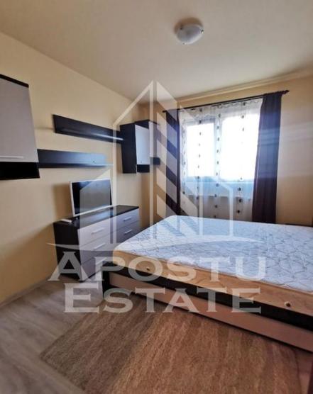 Apartament la prima inchirere, 2 camere,  loc de parcare, Aradului