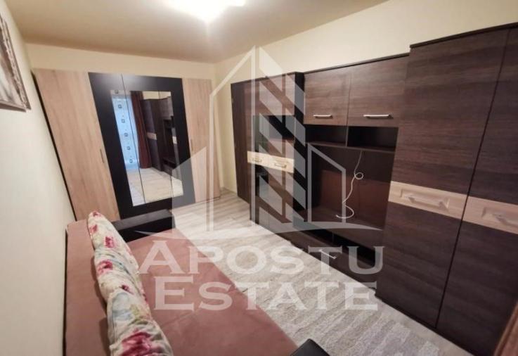 Apartament la prima inchirere, 2 camere,  loc de parcare, Aradului