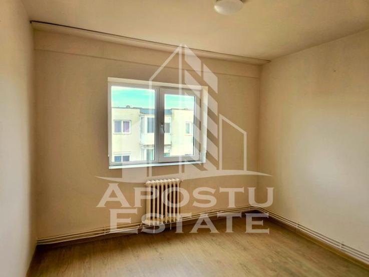 Apartament cu 2 camere, in Micalaca, Arad.