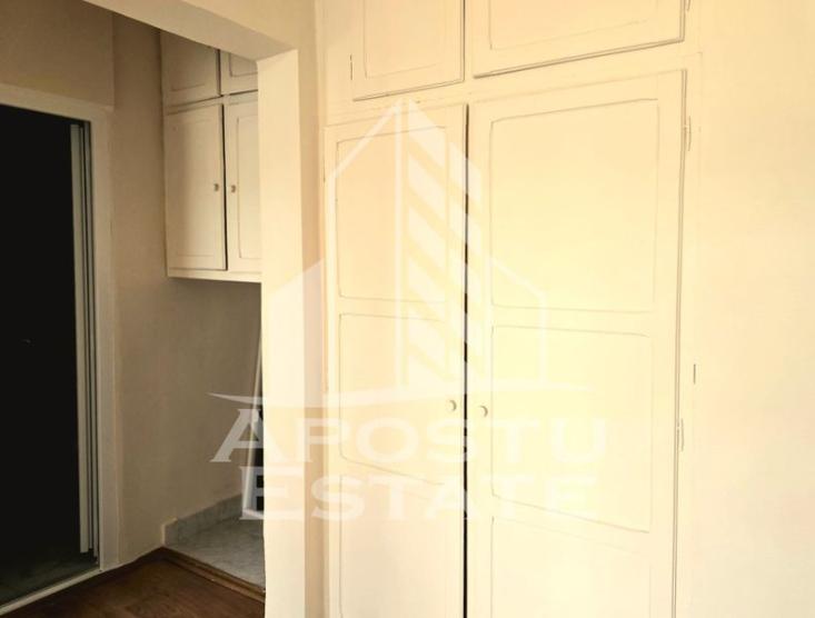 Apartament cu 2 camere, in Micalaca, Arad.