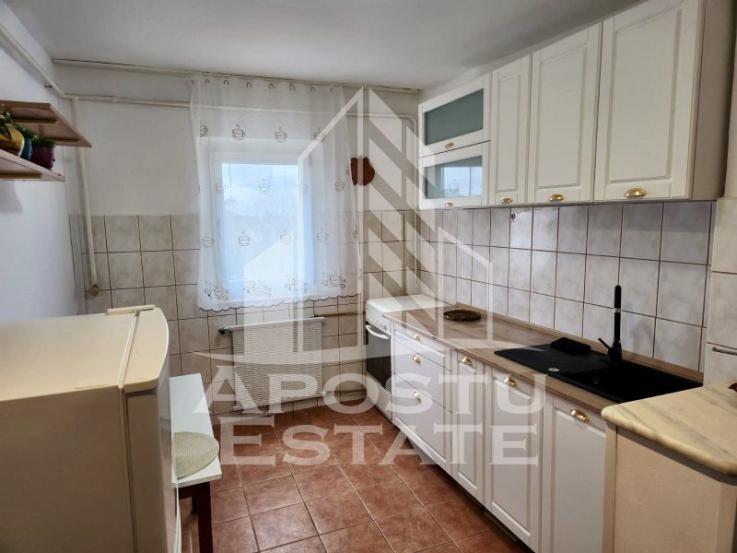 Apartament 2 camere, renovat, ideal investie, zona Olimpia