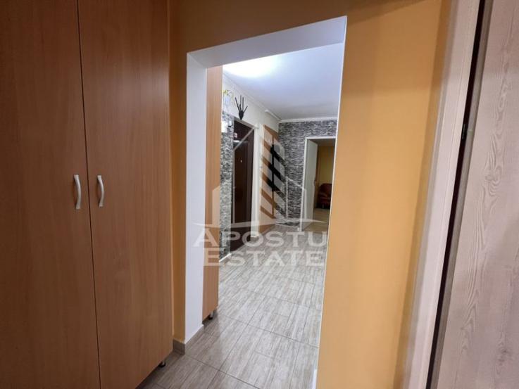 Apartament cu 2 camere, centrala proprie, zona Bucovina