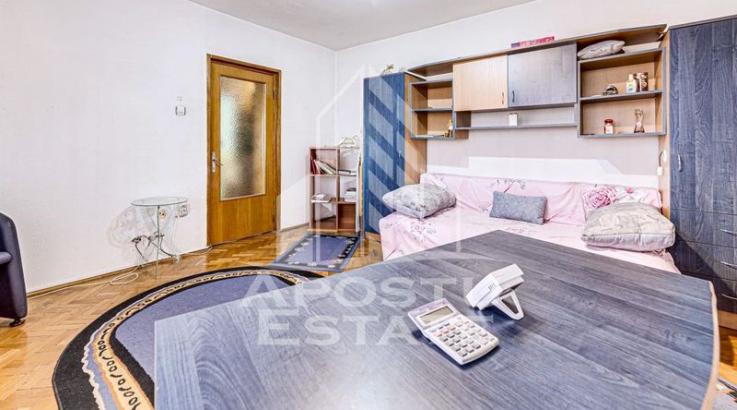 Apartament 2 camere decomandat polivalenta