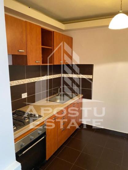 Apartament 3 camere, centrala proprie si clima, Lipovei