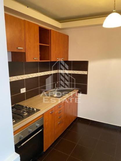 Apartament 3 camere, centrala proprie si clima, Lipovei