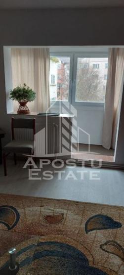 Apartament proaspat renovat 2 camere, cetrala proprie, Simion Barnutiu