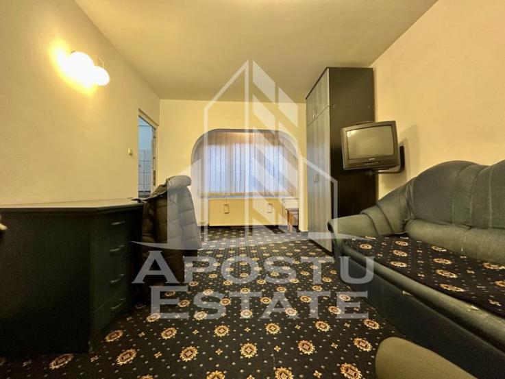 Apartament cu o camera in zona Girocului