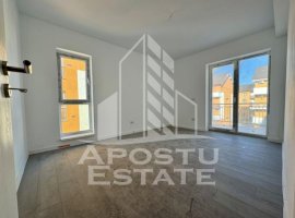 Apartament cu 2 camere etaj intermediar bucatarie separata zona Lidl.