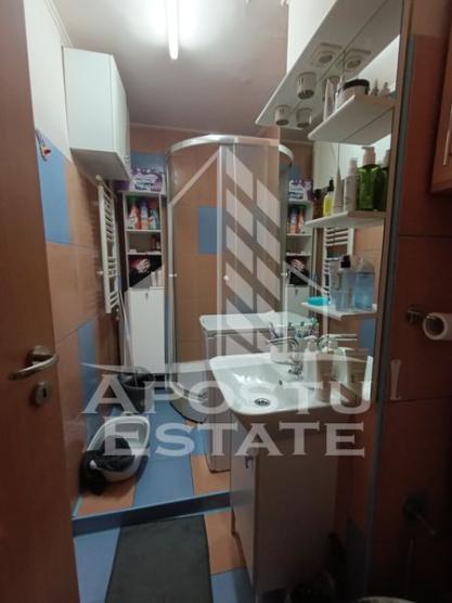 Apartament 1 camera, centrala proprie, bloc anvelopat, zona Sagului.