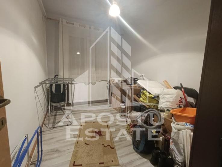 Apartament 3 camere, centrala proprie, mobilat si utilat, zona Sagului