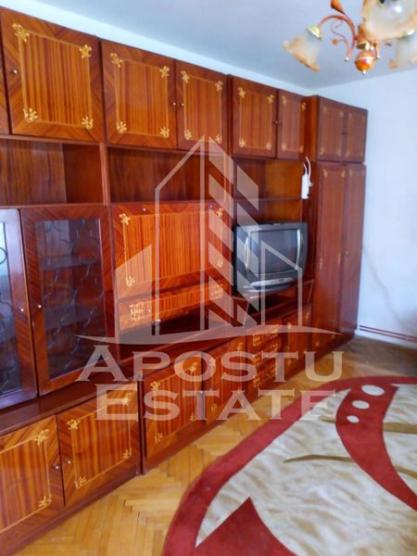 Apartamen 2 camere, centrala proprie, ARADULUI