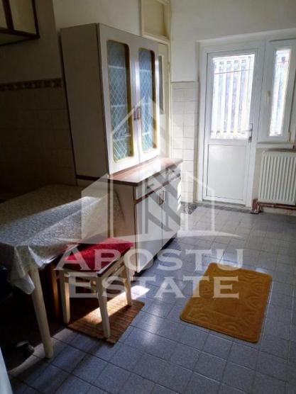 Apartamen 2 camere, centrala proprie, ARADULUI