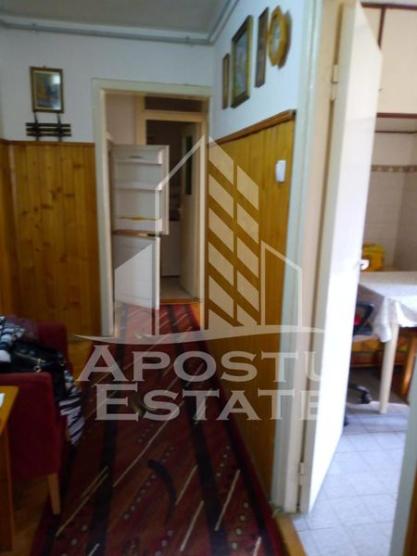 Apartamen 2 camere, centrala proprie, ARADULUI