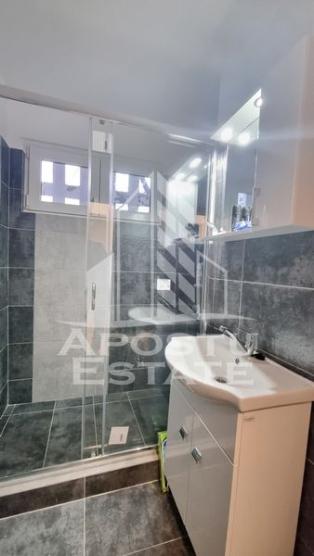 Apartament 3 camere, etaj intermediar, zona Circumvalațiunii