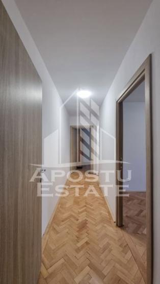 Apartament 3 camere, etaj intermediar, zona Circumvalațiunii