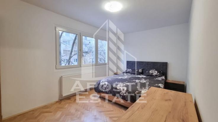 Apartament 3 camere, etaj intermediar, zona Circumvalațiunii