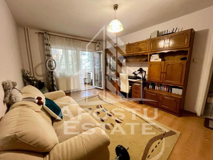 Apartament 2 camere,decomandat,zona Dorobantilor