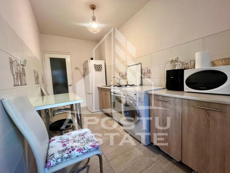 Apartament 2 camere,decomandat,zona Dorobantilor