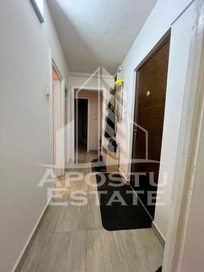 Apartament 2 camere,decomandat,zona Dorobantilor