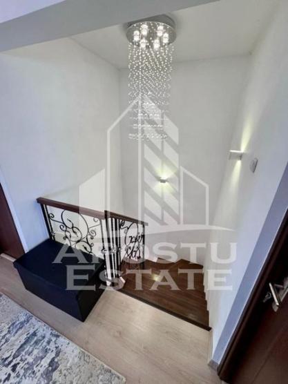 Apartament tip penthouse cu 5 camere pe doua nivele, zona Fabric