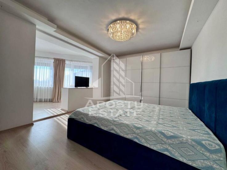 Apartament tip penthouse cu 5 camere pe doua nivele, zona Fabric