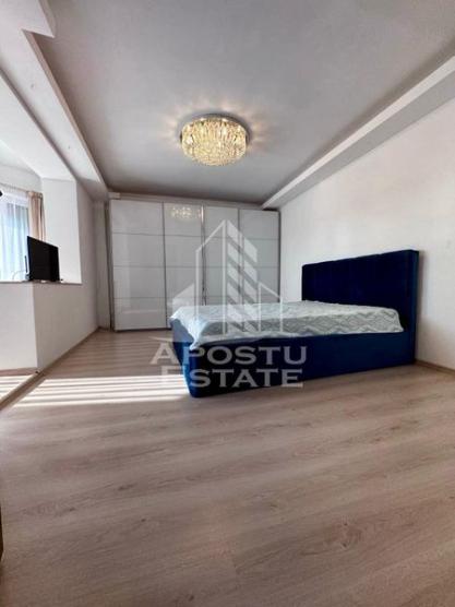 Apartament tip penthouse cu 5 camere pe doua nivele, zona Fabric